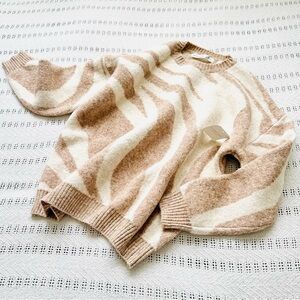 Women's Beige and Cream Sweater